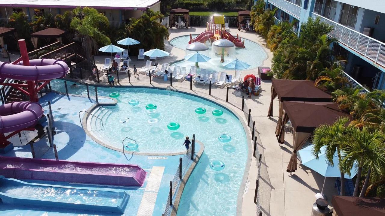 Ramada By Wyndham Flamingo Water Park Hotel Kissimmee Exterior foto