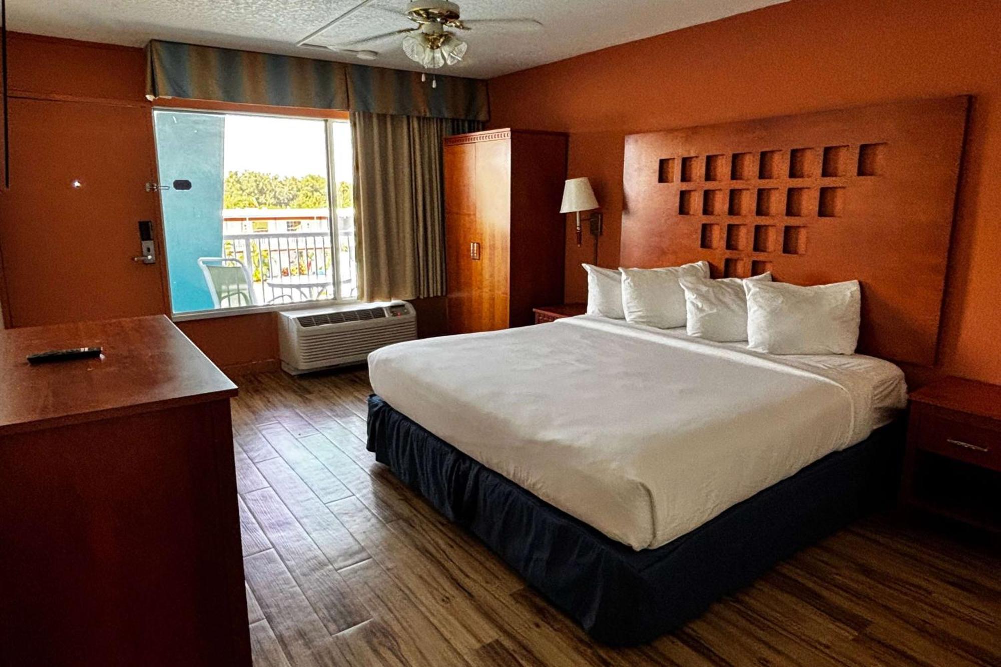 Ramada By Wyndham Flamingo Water Park Hotel Kissimmee Exterior foto