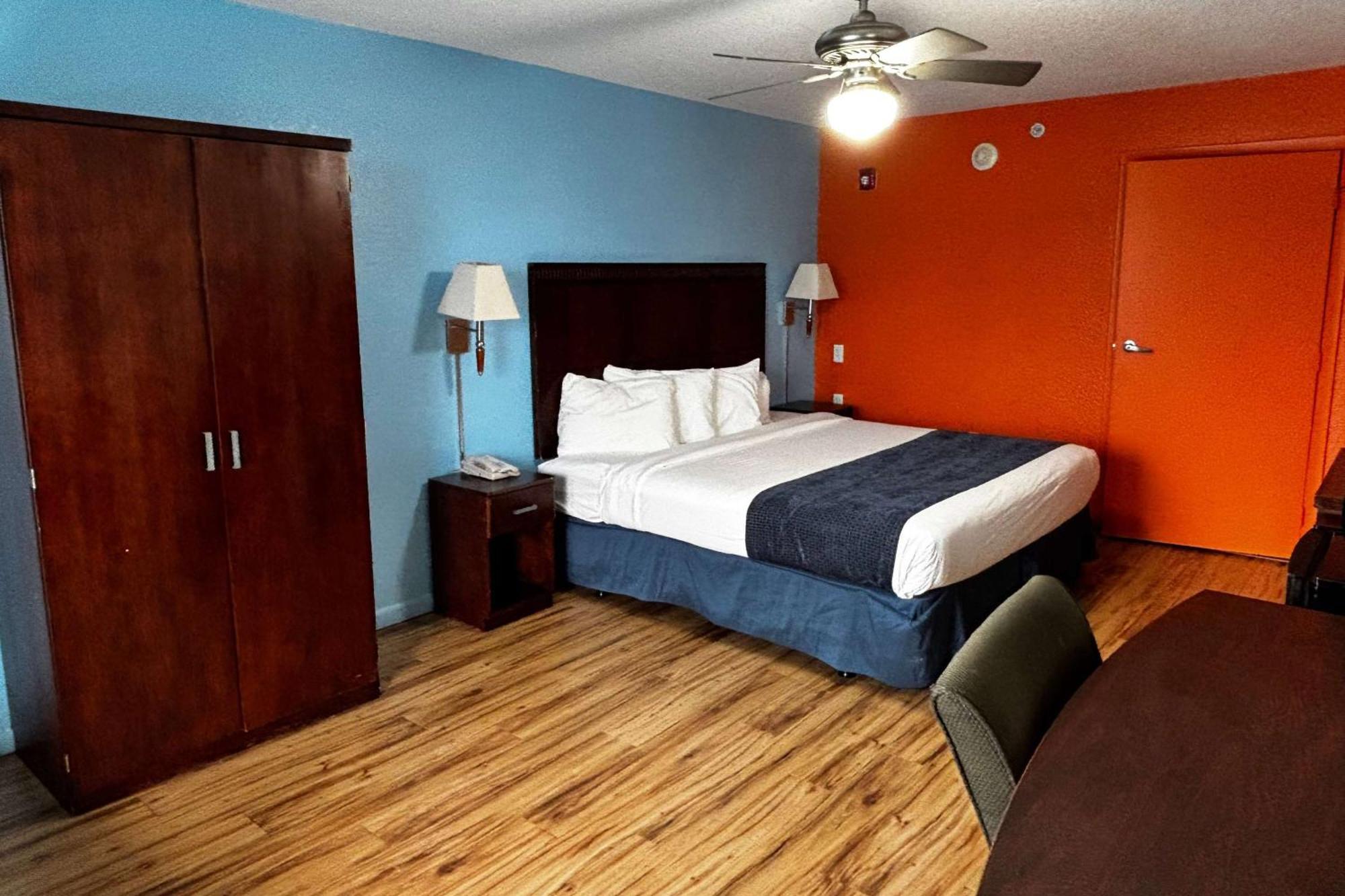 Ramada By Wyndham Flamingo Water Park Hotel Kissimmee Exterior foto